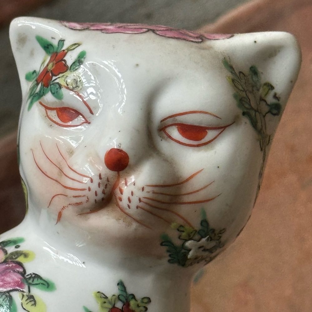 Vintage Famille Rose Imari Porcelain Hand Painted Cat - Picture 5 of 7